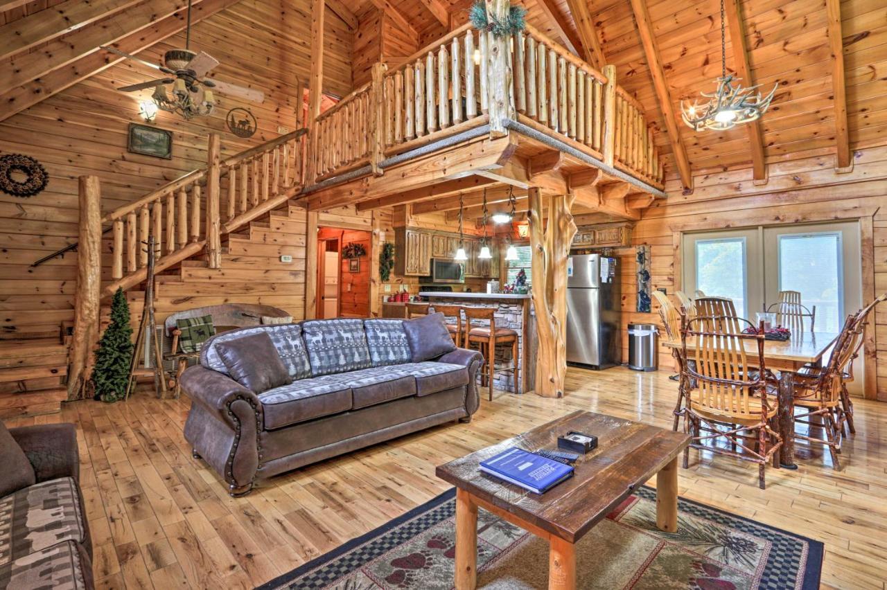 Pigeon Forge Getaway With Covered Patio And Hot Tub! Luaran gambar