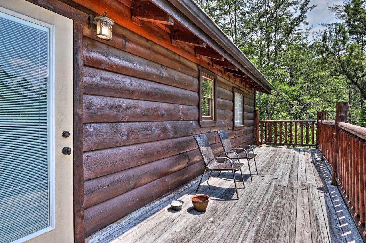 Pigeon Forge Getaway With Covered Patio And Hot Tub! Luaran gambar