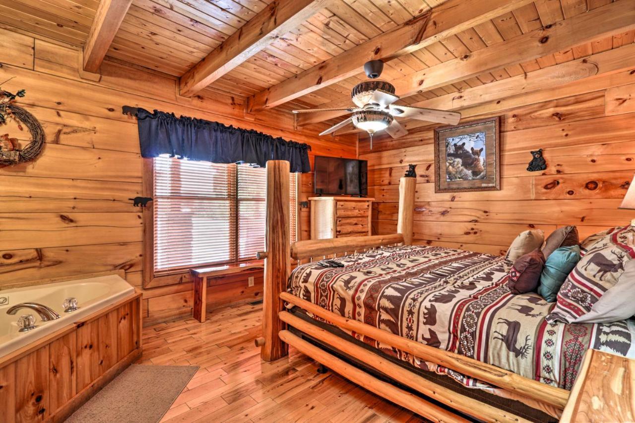Pigeon Forge Getaway With Covered Patio And Hot Tub! Luaran gambar