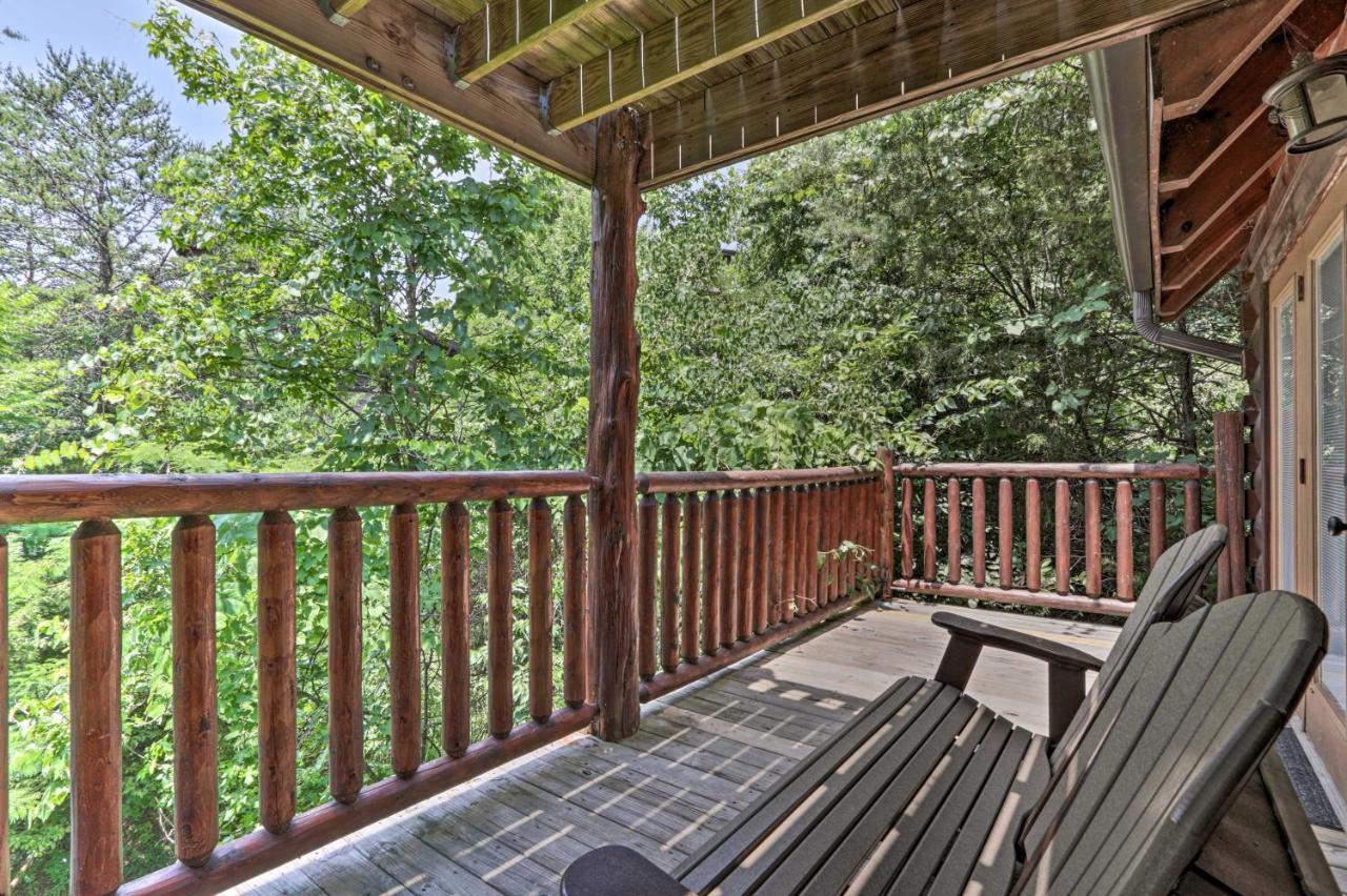 Pigeon Forge Getaway With Covered Patio And Hot Tub! Luaran gambar