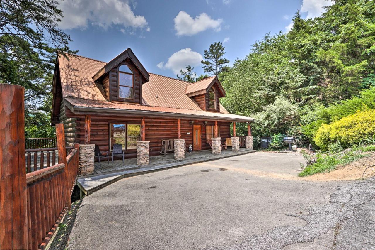 Pigeon Forge Getaway With Covered Patio And Hot Tub! Luaran gambar